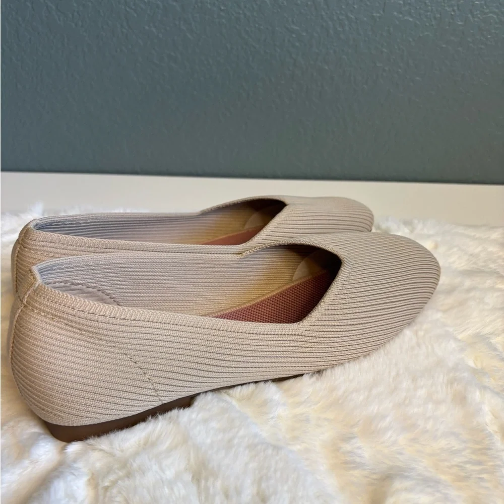 Frank Mully Women’s Square Toe Knit Flats Nude Size 8.5 NWOT